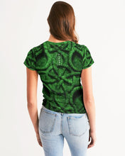 Load image into Gallery viewer, Celtic's Green Women's Designer T-shirt white original logo Women's Tee